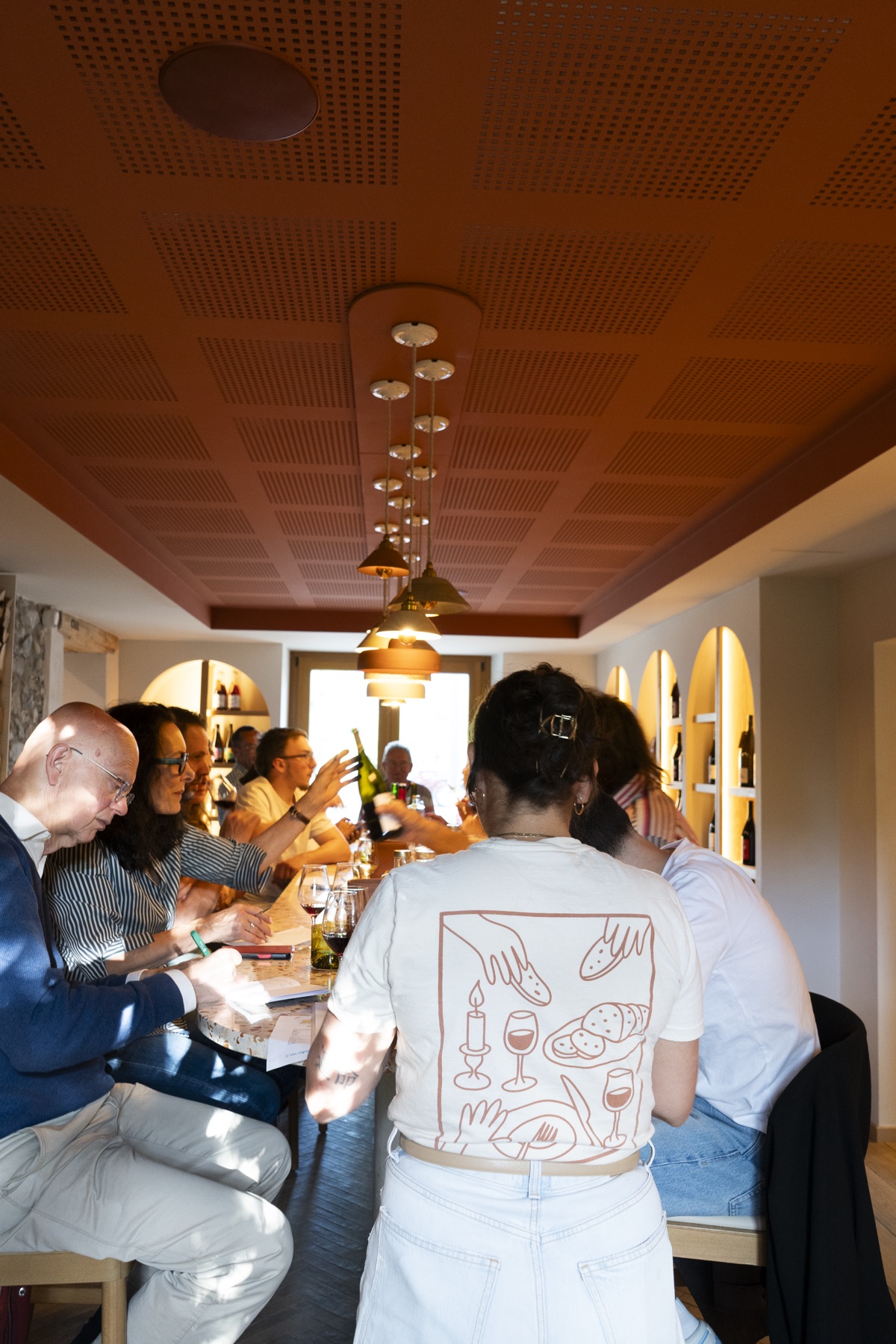 Faim de Cuvée — table pleine