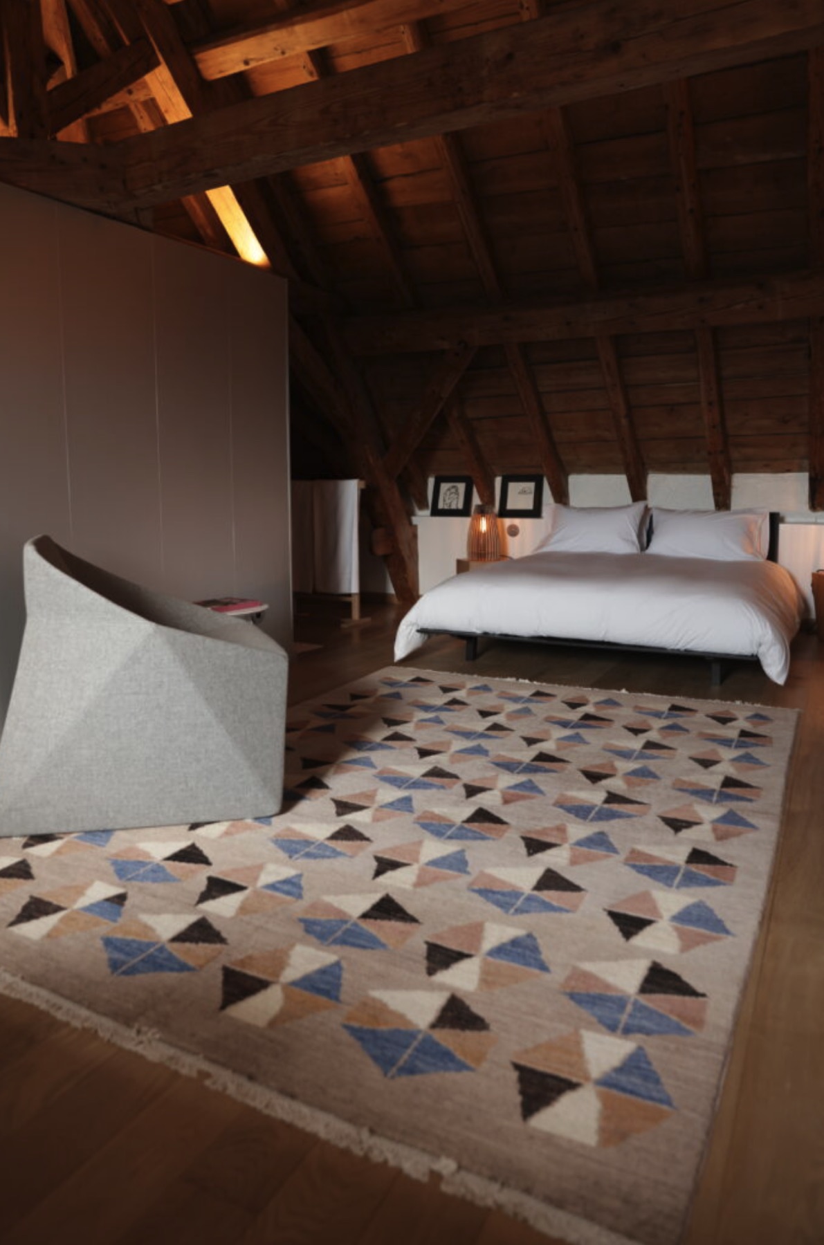 Chambre sous les combles, charpente d'origine